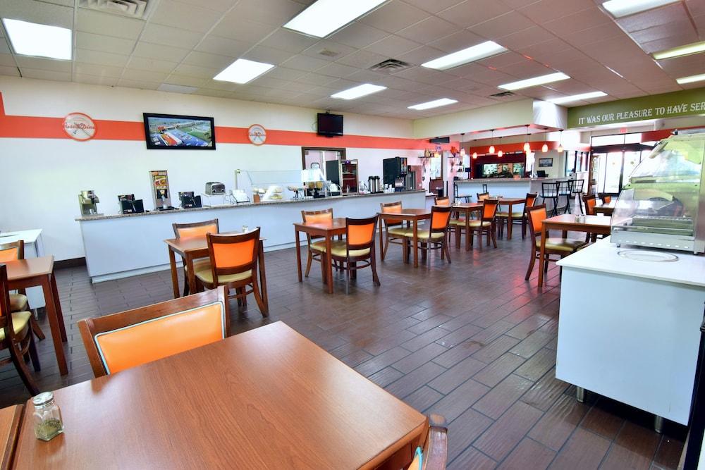 Howard Johnson By Wyndham Ocala Fl I-75 Екстериор снимка